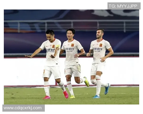 武汉足球队技术革新引发热议助力球队崛起与发展新篇章 武汉足球队技术革新引发热议助力球队崛起与发展新篇章